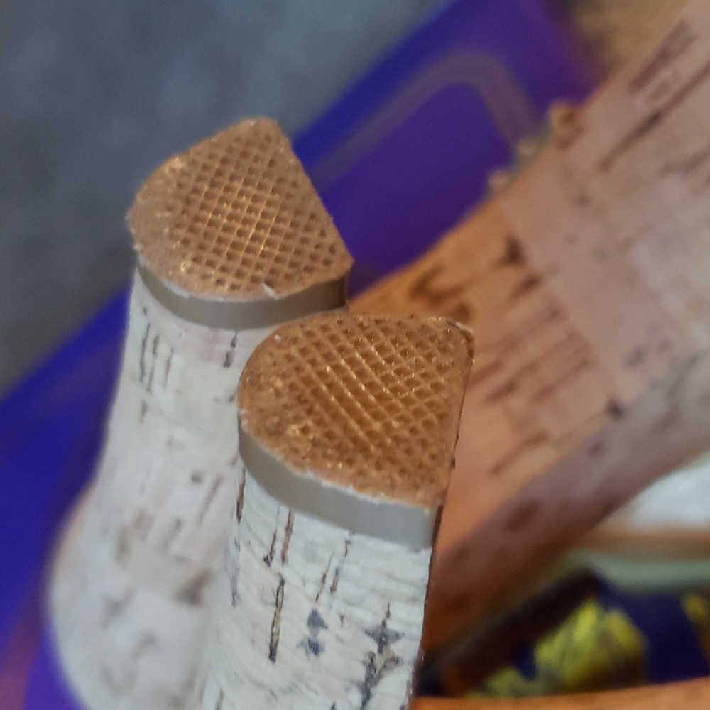 Lux Platforms - Picture 7 of 8